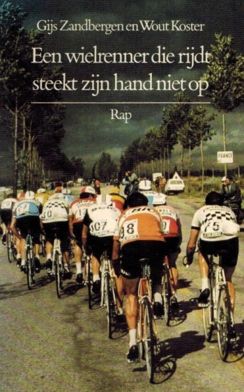 Een wielrenner die rijdt