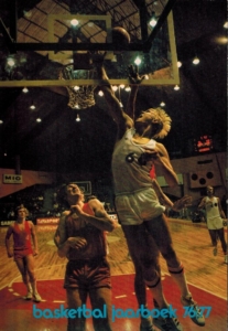 Basketbal Jaarboek 76-77